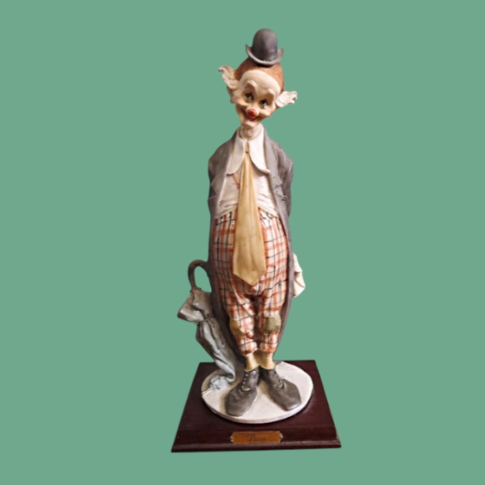 Vintage ,Pucci, Arnant Imports Inc The Tender Clown" figurine